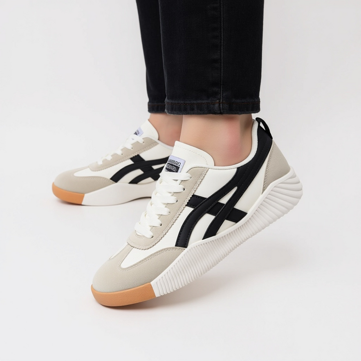 Olympia Sneakers
